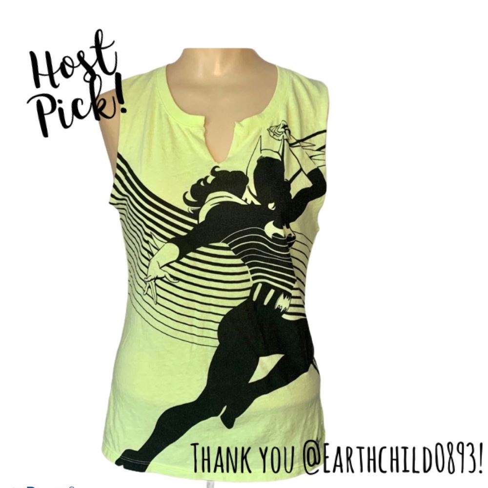 UA DC Comics XS Fitted Bat Girl Neon Muscle T